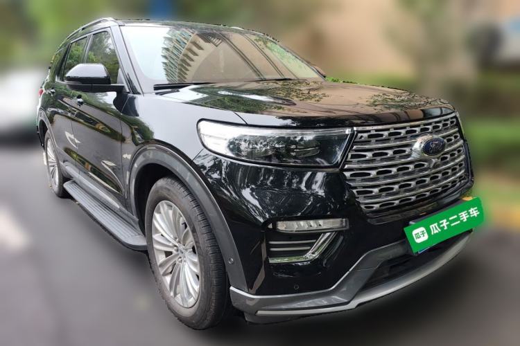 Used Ford Explorer 2020 EcoBoost 285 4x4 Titanium Edition 7-Seater Front Right 45 Deg