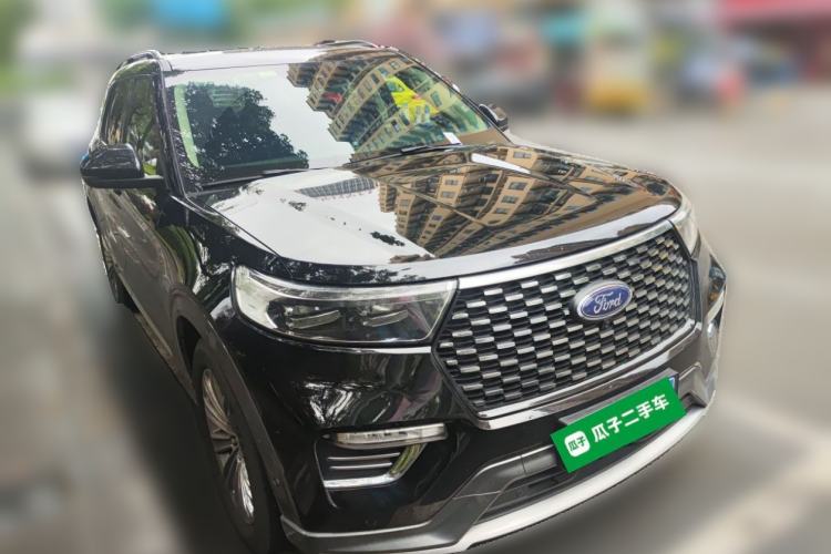 Used Ford Explorer 2020 EcoBoost 285 4x4 Titanium Edition 7-Seater Front Right 45 Deg