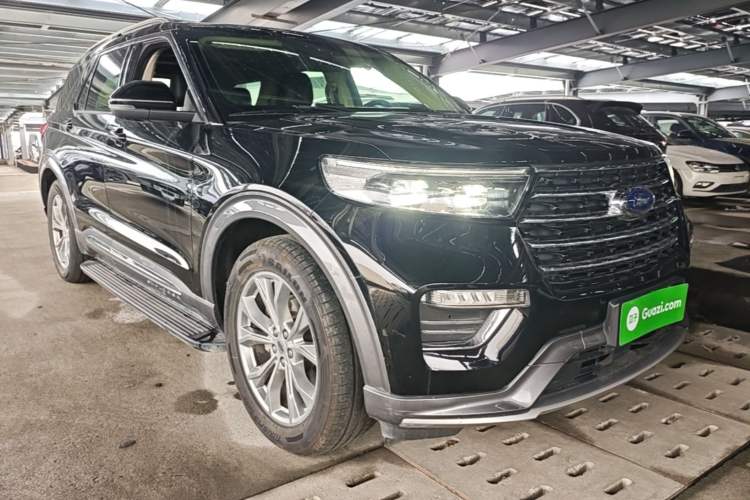 Used Ford Explorer 2020 EcoBoost 285 Rear-Drive Trend Edition 6 Seats Front Right 45 Deg