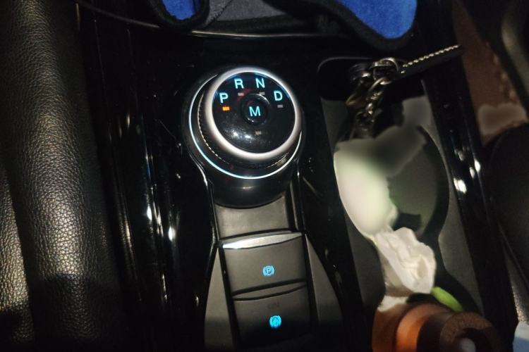 Used Ford Explorer 2020 EcoBoost 285 4x4 Titanium Edition 7-Seater Gear Lever