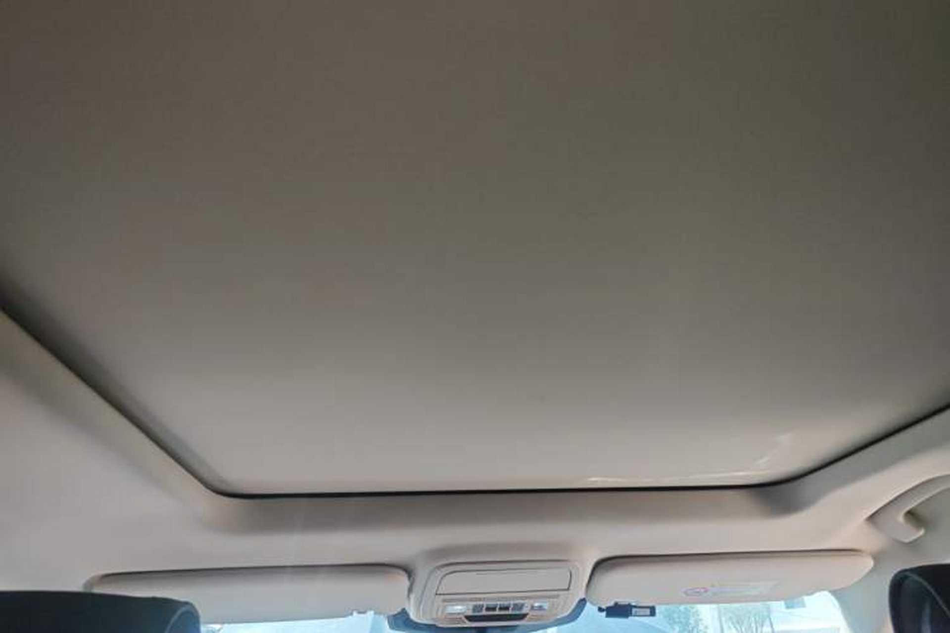 Used Ford Explorer 2020 EcoBoost 285 4x4 Titanium Edition 7-Seater Headliner