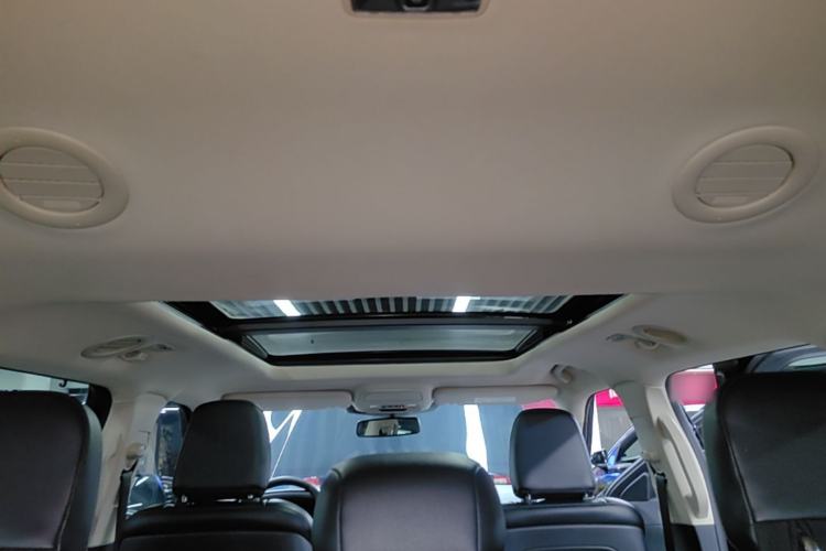 Used Ford Explorer 2020 EcoBoost 285 4x4 Titanium Edition 7-Seater Headliner