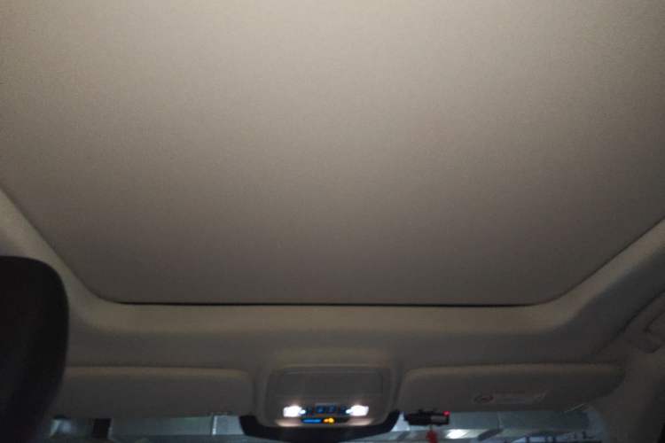 Used Ford Explorer 2020 EcoBoost 285 4x4 Trend Edition 7-Seater Headliner
