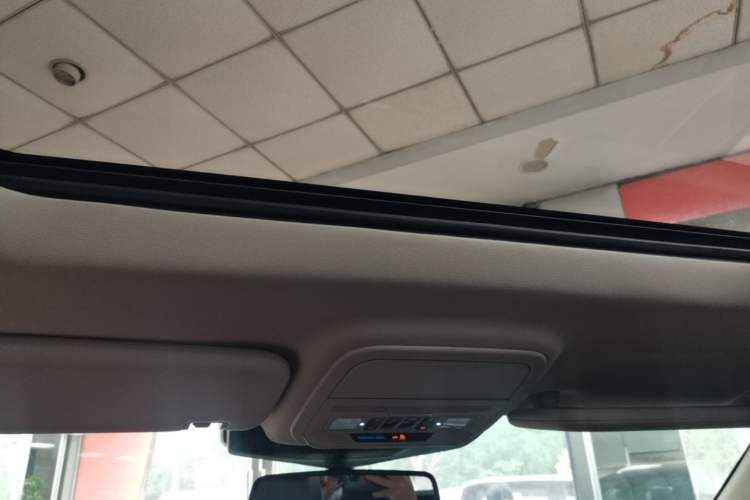 Used Ford Explorer 2020 EcoBoost 285 4x4 Titanium Edition 6 Seats Headliner
