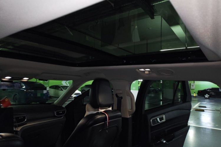Used Ford Explorer 2020 EcoBoost 285 Rear-Drive Trend Edition 7-Seater Headliner