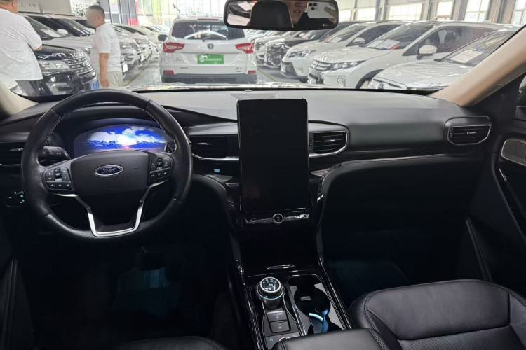 Used Ford Explorer 2020 EcoBoost 285 4x4 Titanium Edition 6 Seats Interior 1