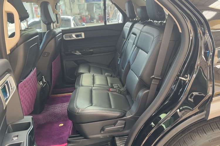 Used Ford Explorer 2020 EcoBoost 285 4x4 Titanium Edition 7-Seater Interior 1