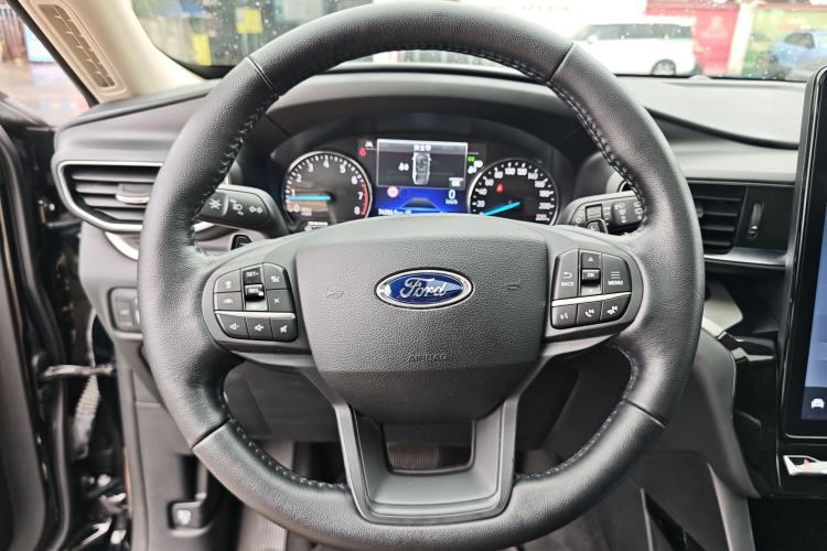 Used Ford Explorer 2020 EcoBoost 285 Rear-Drive Trend Edition 7-Seater Interior 7