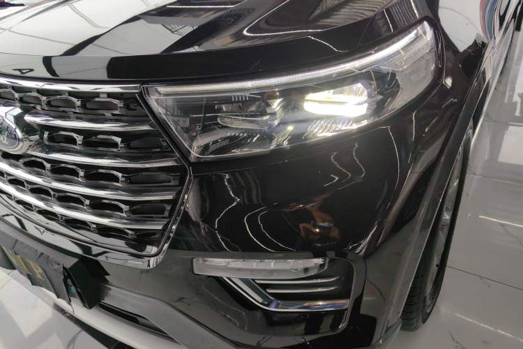 Used Ford Explorer 2020 EcoBoost 285 4x4 Trend Edition 7-Seater Left Front Headlight