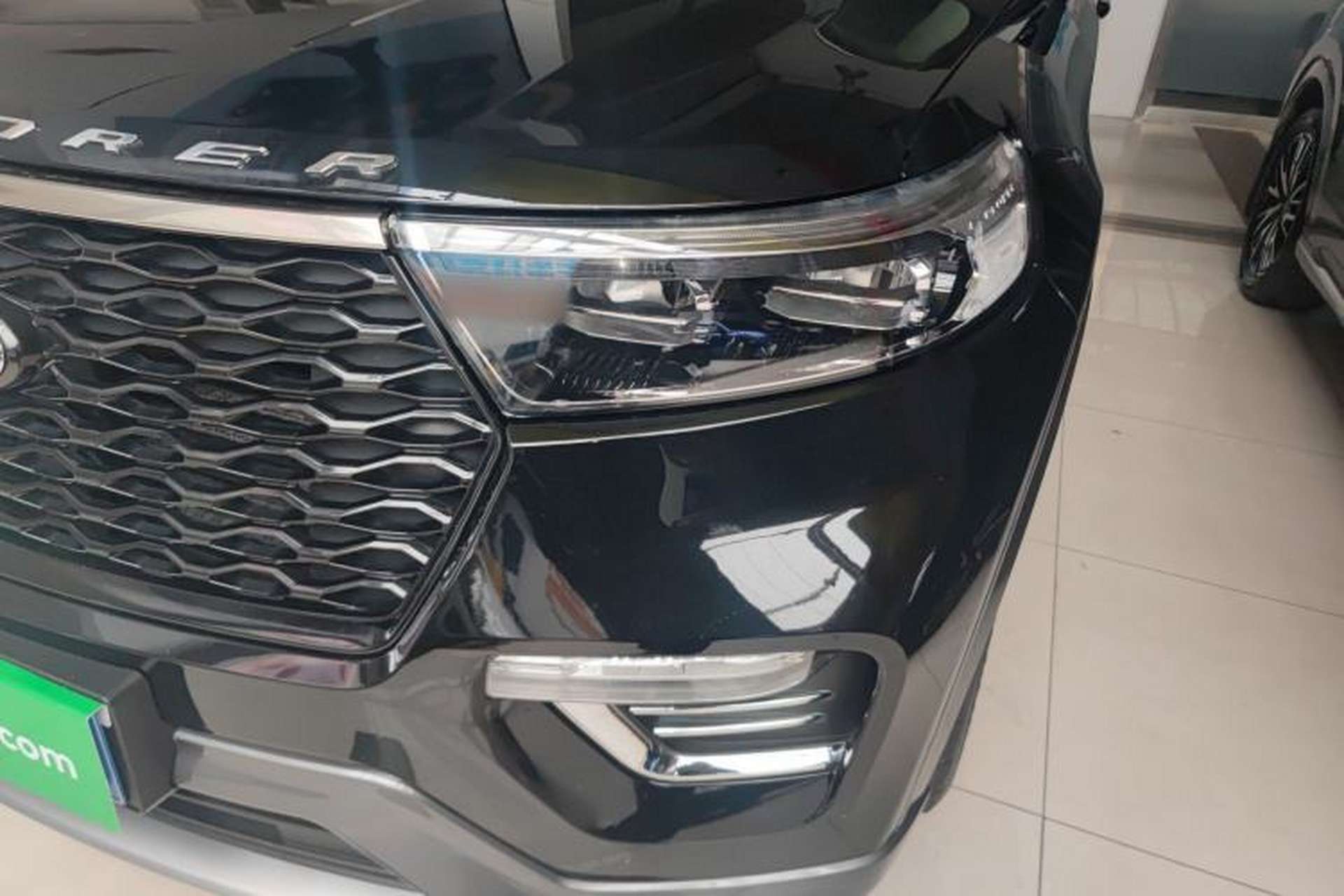 Used Ford Explorer 2020 EcoBoost 285 Rear-Drive Trend Edition 7-Seater Left Front Headlight