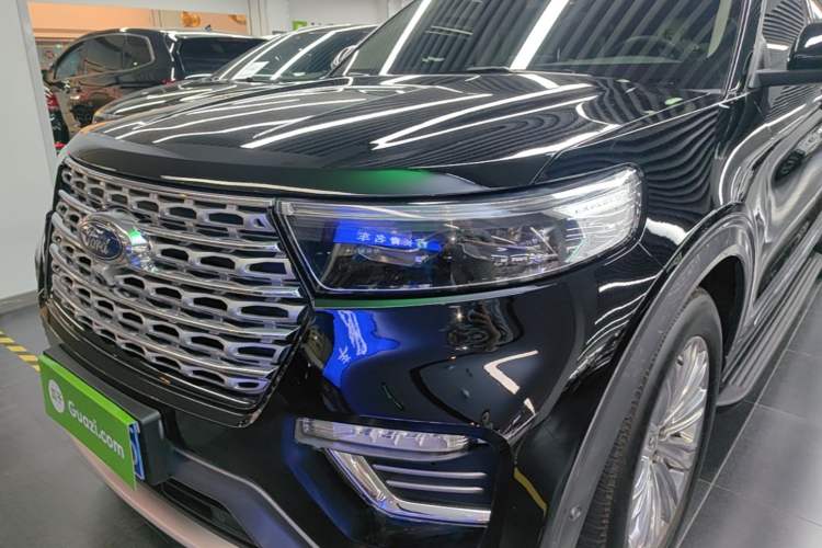 Used Ford Explorer 2020 EcoBoost 285 4x4 Titanium Edition 6 Seats Left Front Headlight