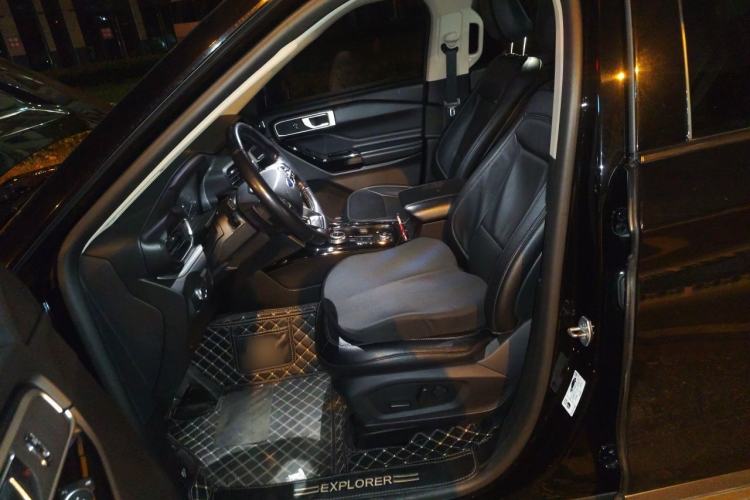 Used Ford Explorer 2020 EcoBoost 285 Four-Wheel Drive Trend Edition 6 Seats Left Front Seat