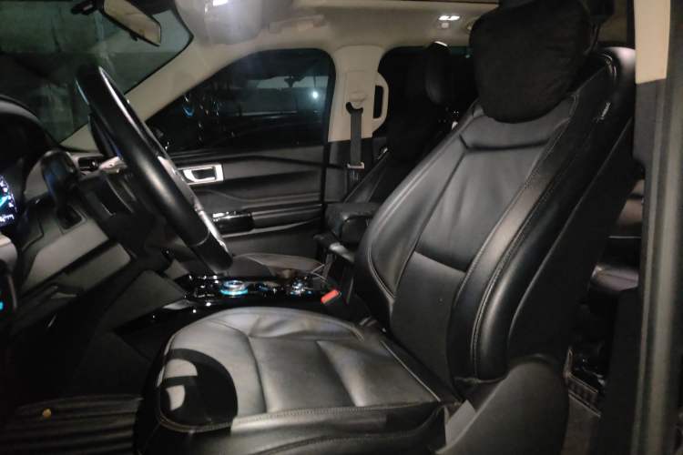 Used Ford Explorer 2020 EcoBoost 285 4x4 Trend Edition 7-Seater Left Front Seat