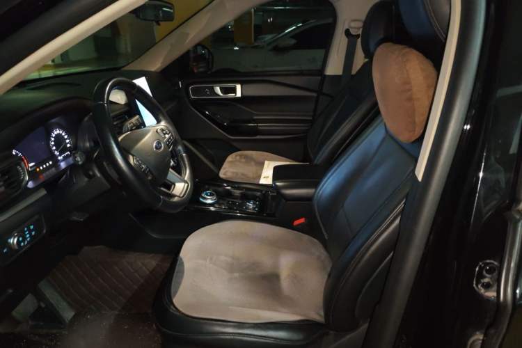 Used Ford Explorer 2020 EcoBoost 285 Four-Wheel Drive Trend Edition 6 Seats Left Front Seat