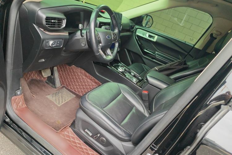 Used Ford Explorer 2020 EcoBoost 285 4x4 Titanium Edition 6 Seats Left Front Seat