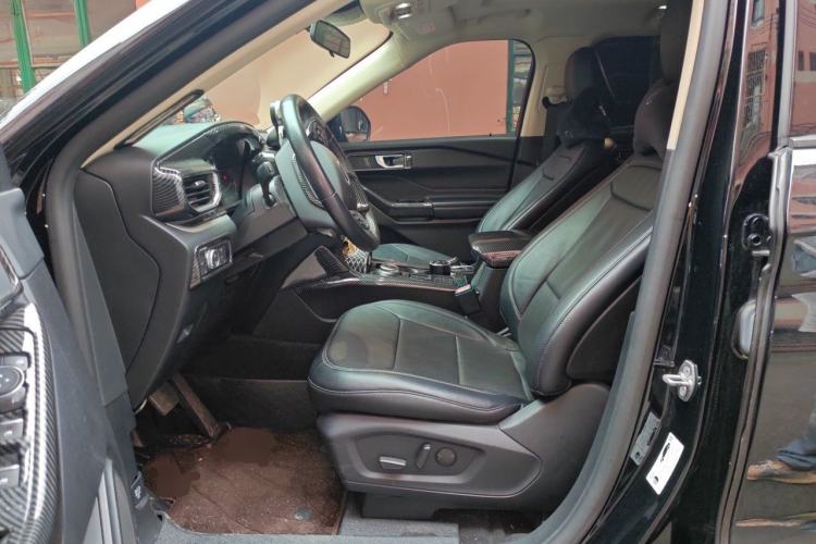 Used Ford Explorer 2020 EcoBoost 285 Rear-Drive Trend Edition 6 Seats Left Front Seat