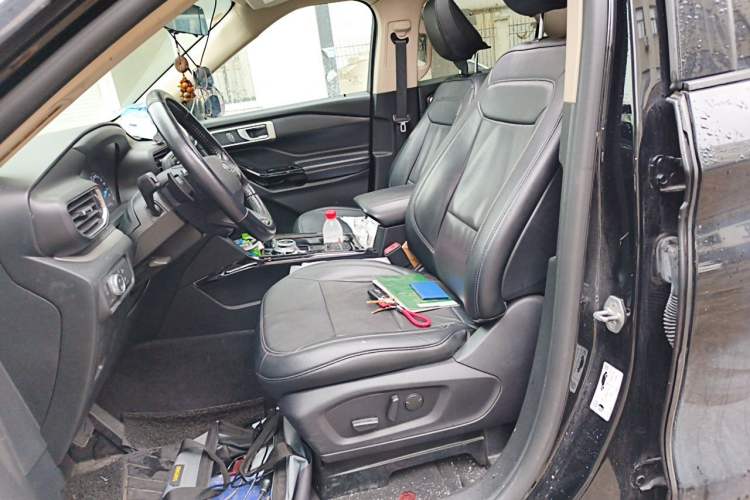 Used Ford Explorer 2020 EcoBoost 285 Rear-Drive Trend Edition 7-Seater Left Front Seat