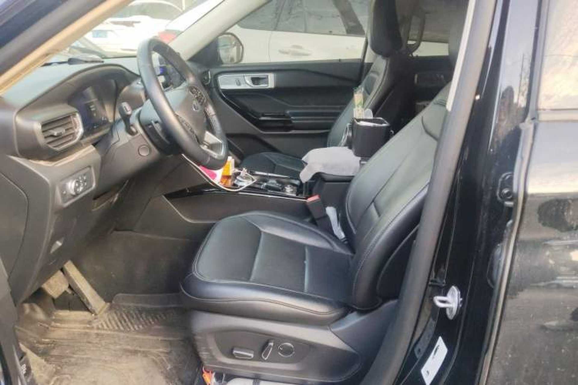 Used Ford Explorer 2020 EcoBoost 285 4x4 Titanium Edition 7-Seater Left Front Seat
