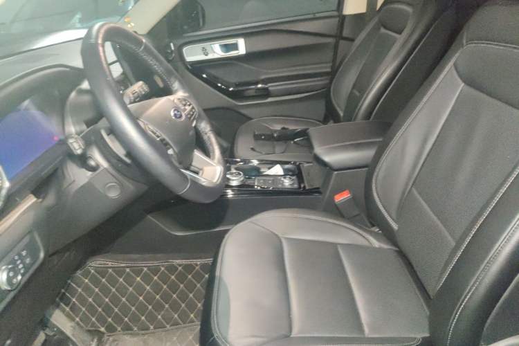 Used Ford Explorer 2020 EcoBoost 285 4x4 Titanium Edition 6 Seats Left Front Seat