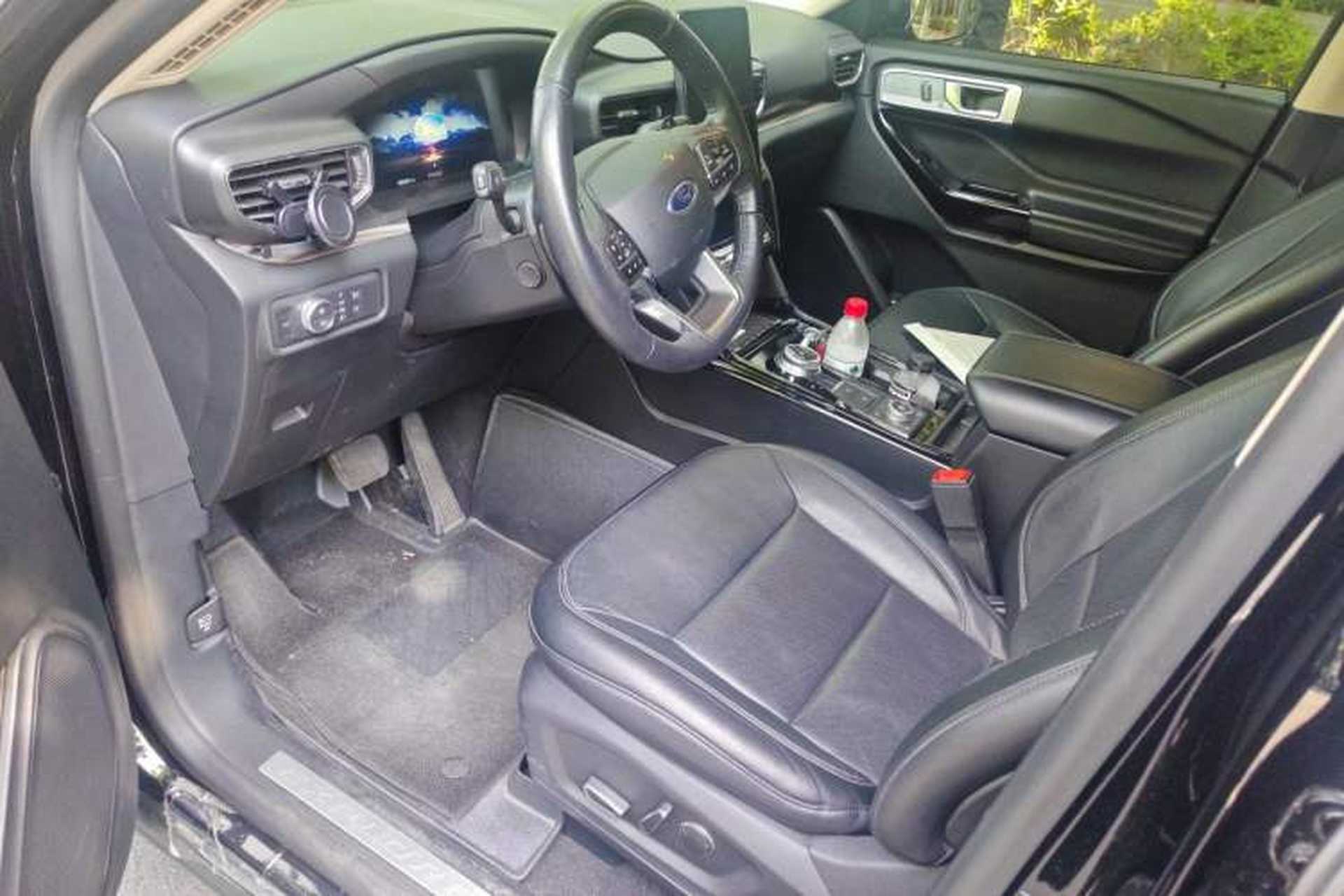 Used Ford Explorer 2020 EcoBoost 285 4x4 Titanium Edition 7-Seater Left Front Seat