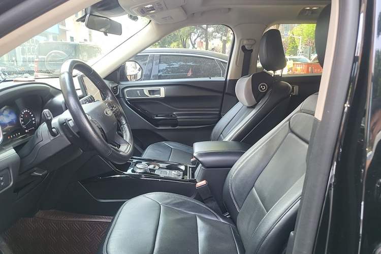 Used Ford Explorer 2020 EcoBoost 285 4x4 Trend Edition 7-Seater Left Front Seat