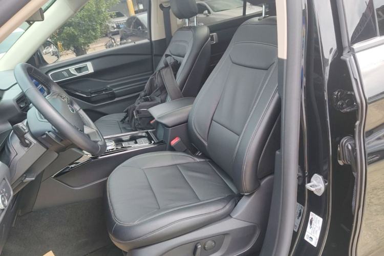 Used Ford Explorer 2020 EcoBoost 285 Rear-Drive Trend Edition 7-Seater Left Front Seat