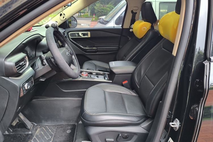 Used Ford Explorer 2020 EcoBoost 285 Rear-Drive Trend Edition 7-Seater Left Front Seat