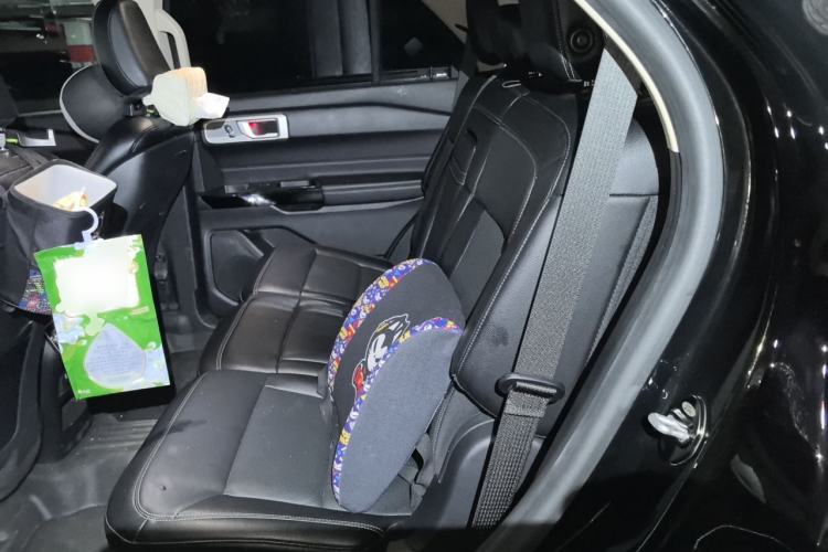 Used Ford Explorer 2020 EcoBoost 285 4x4 Titanium Edition 7-Seater Left Rear Seat