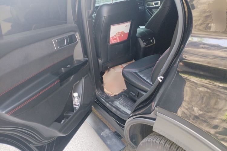 Used Ford Explorer 2020 EcoBoost 285 4x4 Sport Edition ST-LINE 6-Seater Left Rear Seat