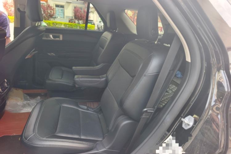 Used Ford Explorer 2020 EcoBoost 285 4x4 Titanium Edition 6 Seats Left Rear Seat