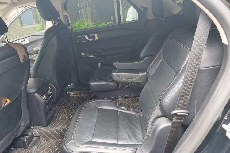 Used Ford Explorer 2020 EcoBoost 285 Four-Wheel Drive Trend Edition 6 Seats Left Rear Seat