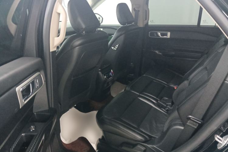 Used Ford Explorer 2020 EcoBoost 285 Rear-Drive Trend Edition 7-Seater Left Rear Seat