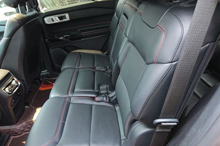 Used Ford Explorer 2020 EcoBoost 285 Four-Wheel Drive Sport Edition ST-LINE 7-Seater Left Rear Seat