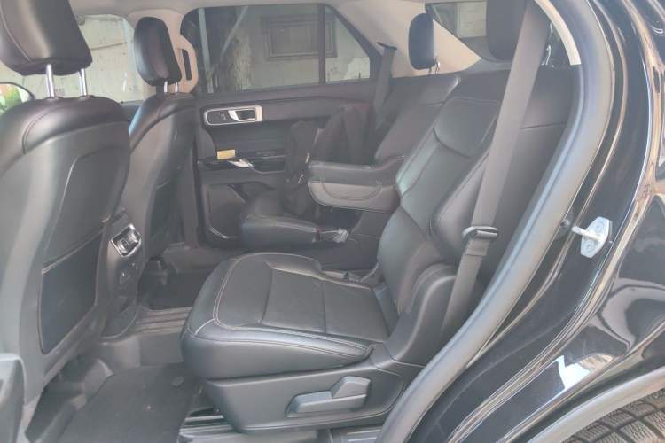 Used Ford Explorer 2020 EcoBoost 285 Four-Wheel Drive Trend Edition 6 Seats Left Rear Seat