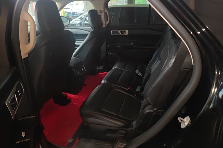 Used Ford Explorer 2020 EcoBoost 285 Rear-Drive Trend Edition 7-Seater Left Rear Seat