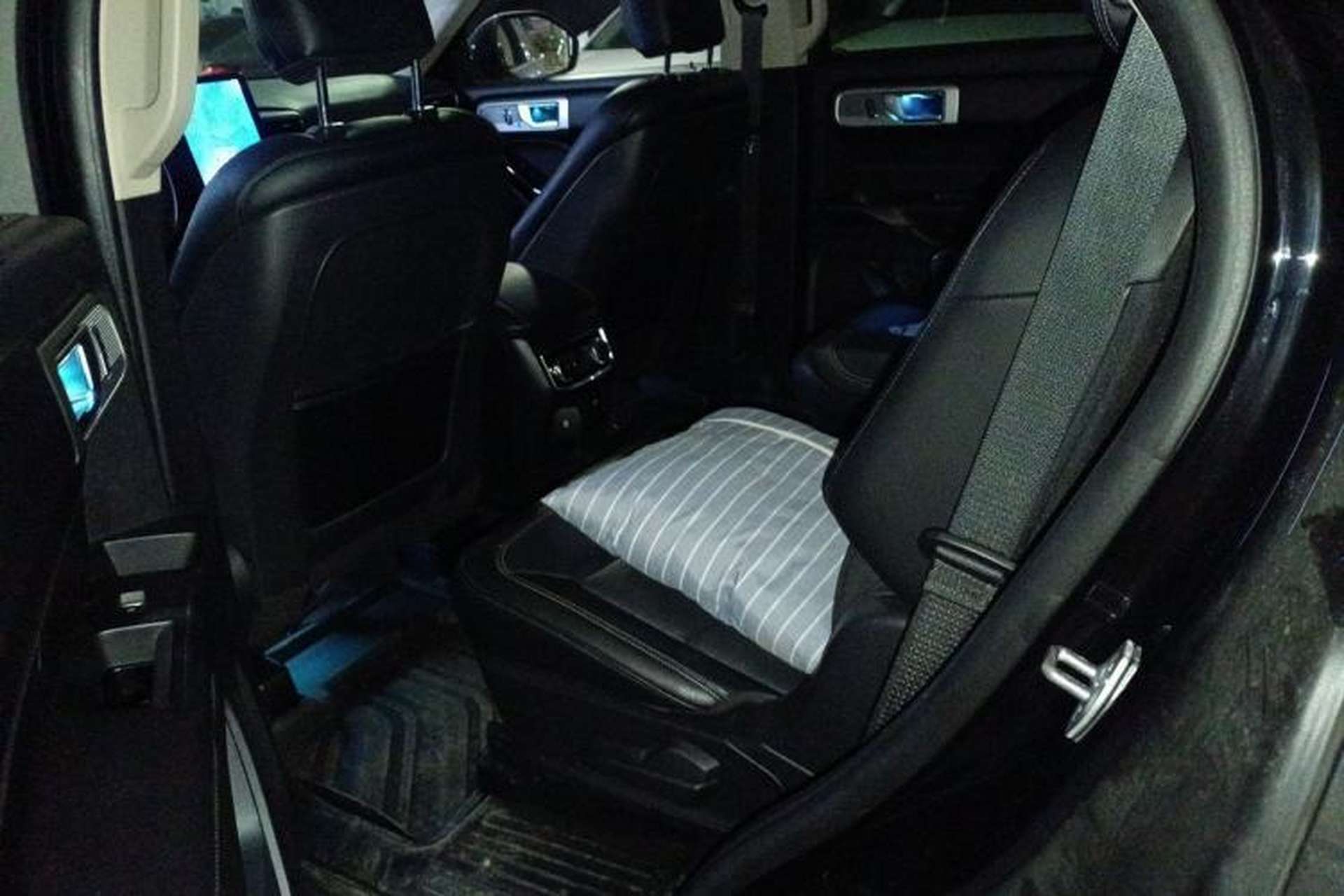 Used Ford Explorer 2020 EcoBoost 285 4x4 Titanium Edition 6 Seats Left Rear Seat