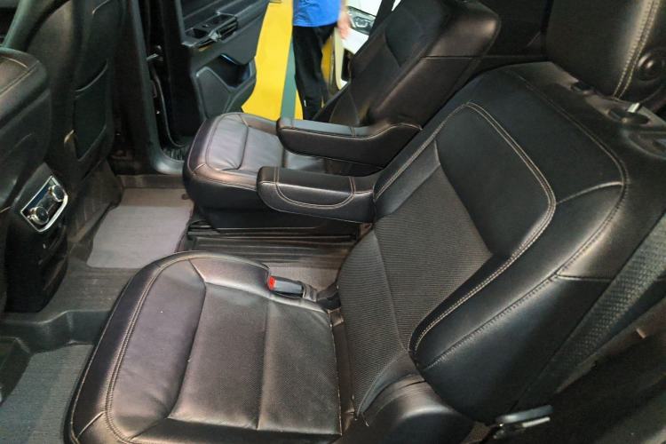 Used Ford Explorer 2020 EcoBoost 285 4x4 Titanium Edition 6 Seats Left Rear Seat