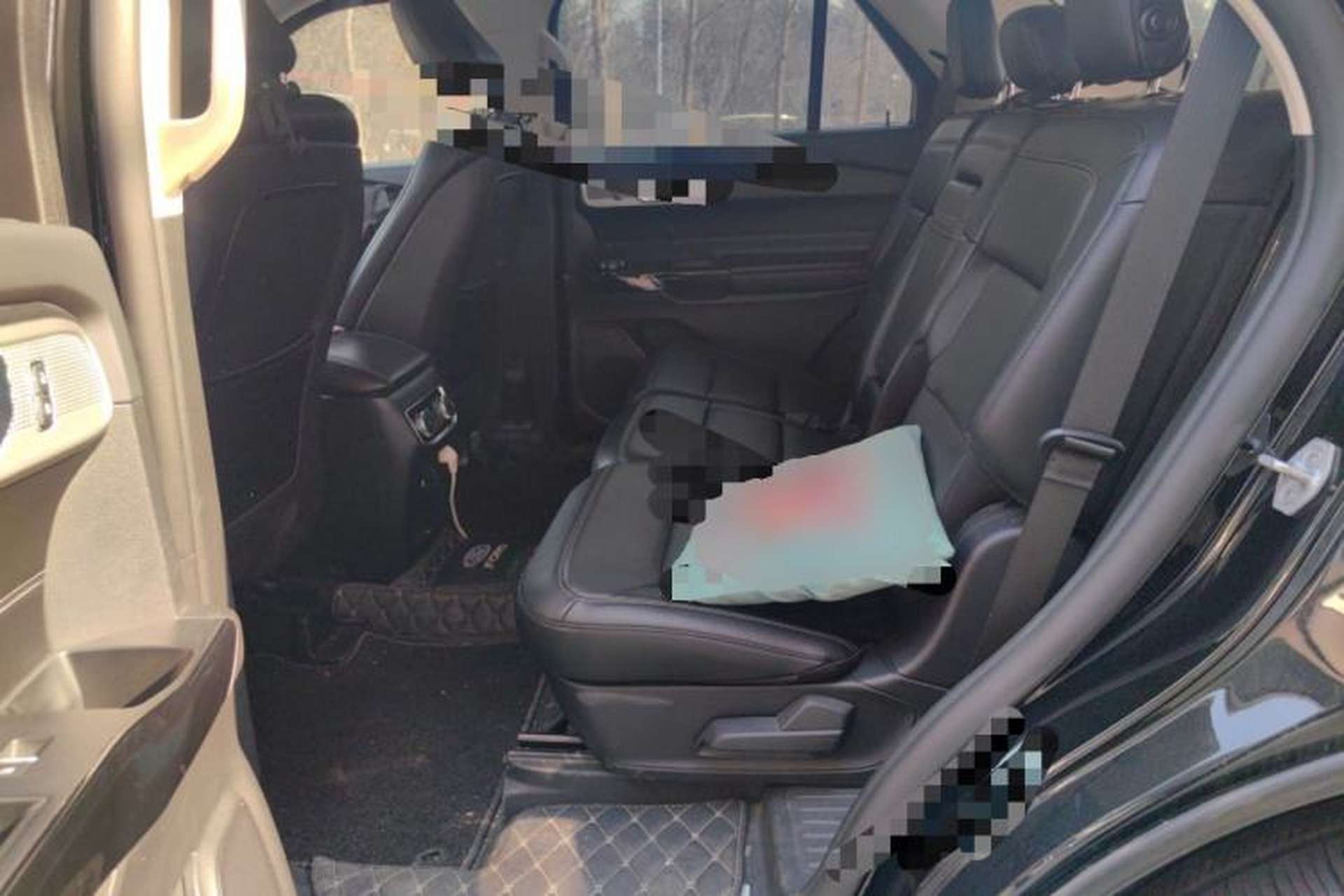Used Ford Explorer 2020 EcoBoost 285 4x4 Titanium Edition 7-Seater Left Rear Seat