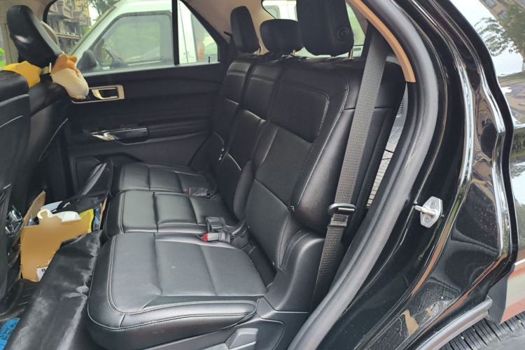 Used Ford Explorer 2020 EcoBoost 285 Rear-Drive Trend Edition 7-Seater Left Rear Seat