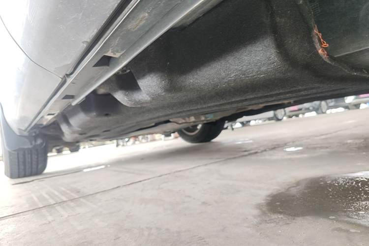 Used Ford Explorer 2020 EcoBoost 285 4x4 Titanium Edition 6 Seats Left Side Sill