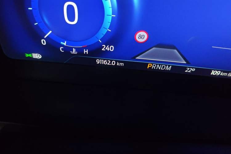 Used Ford Explorer 2020 EcoBoost 285 4x4 Titanium Edition 6 Seats Odometer Close Up