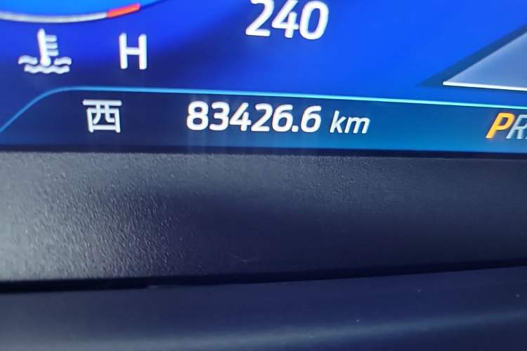 Used Ford Explorer 2020 EcoBoost 285 4x4 Titanium Edition 6 Seats Odometer Close Up