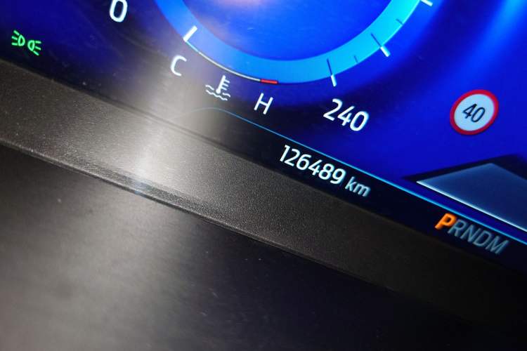 Used Ford Explorer 2020 EcoBoost 285 4x4 Titanium Edition 6 Seats Odometer Close Up