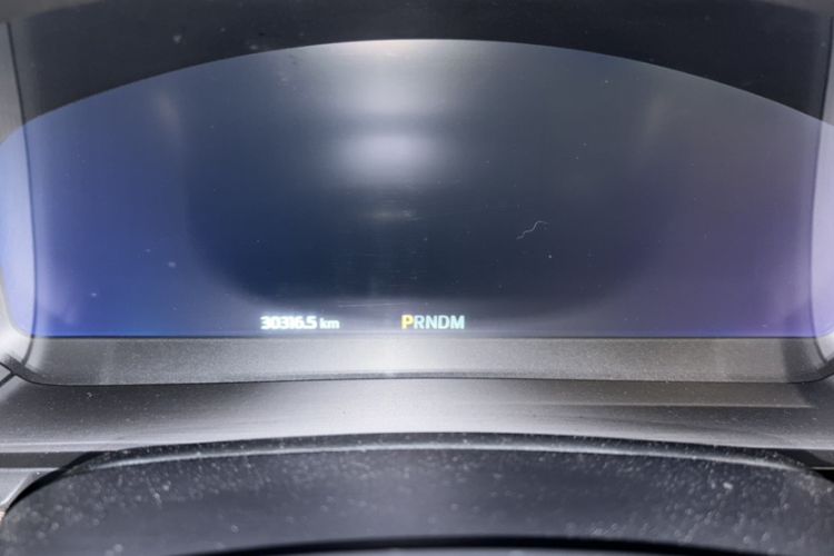 Used Ford Explorer 2020 EcoBoost 285 4x4 Titanium Edition 6 Seats Odometer Close Up