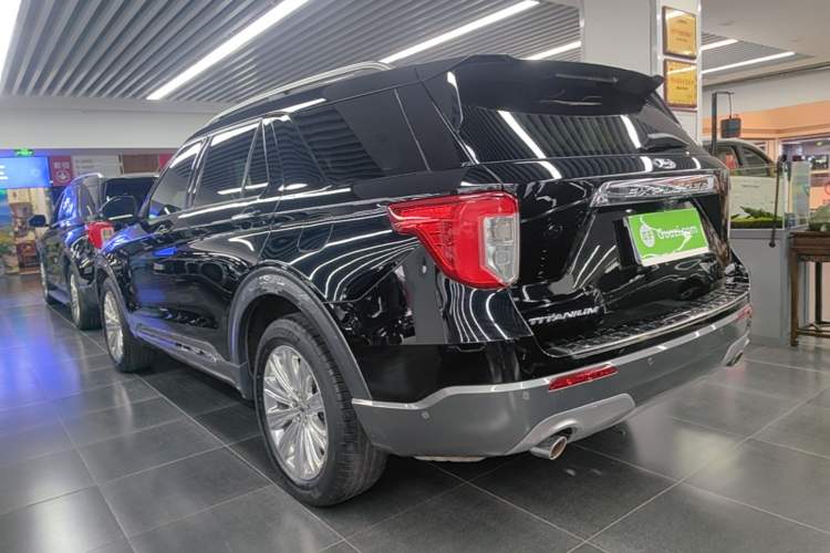 Used Ford Explorer 2020 EcoBoost 285 4x4 Titanium Edition 7-Seater Rear Left 45 Deg