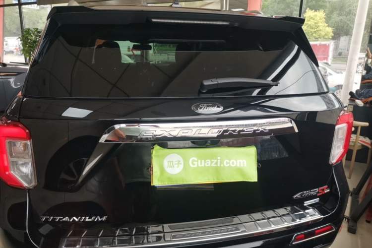 Used Ford Explorer 2020 EcoBoost 285 4x4 Titanium Edition 6 Seats Rear