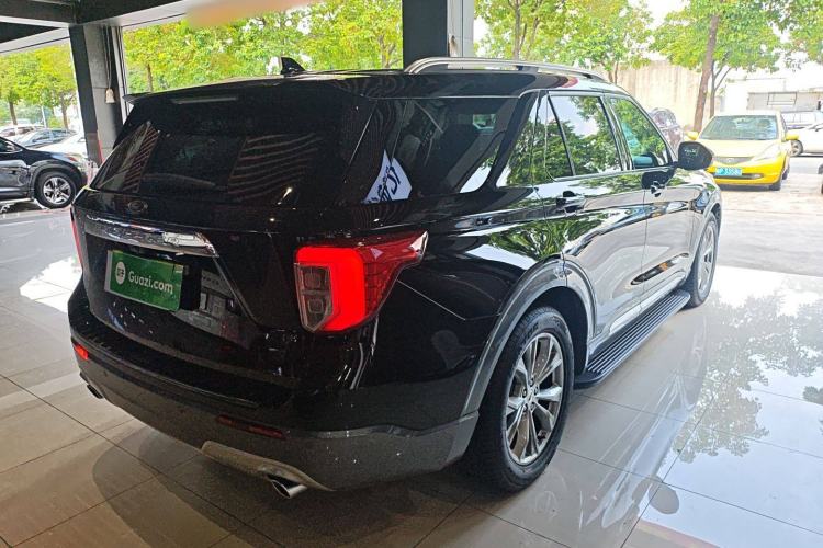 Used Ford Explorer 2020 EcoBoost 285 Rear-Drive Trend Edition 7-Seater Rear Right 45 Deg