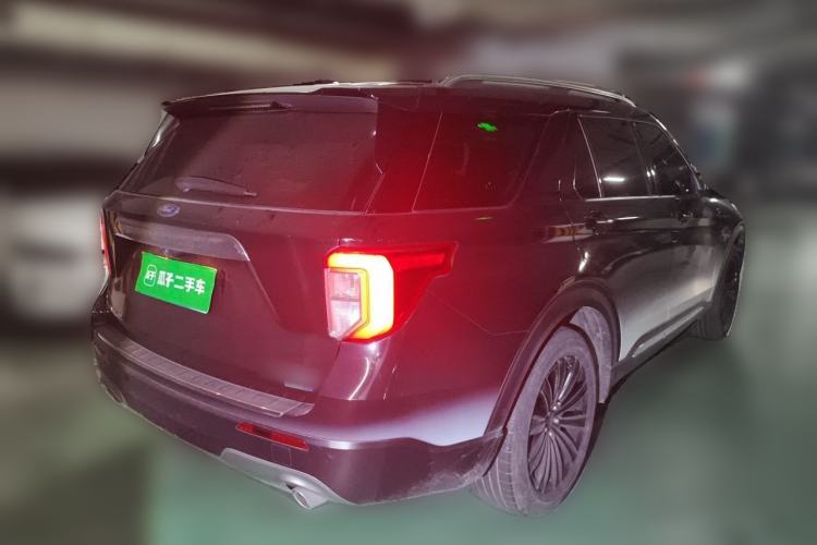 Used Ford Explorer 2020 EcoBoost 285 4x4 Titanium Edition 7-Seater Rear Right 45 Deg