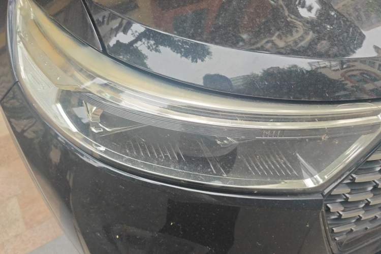 Used Ford Explorer 2020 EcoBoost 285 Rear-Drive Trend Edition 6 Seats Right Front Headlight