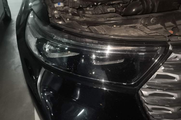 Used Ford Explorer 2020 EcoBoost 285 4x4 Titanium Edition 6 Seats Right Front Headlight